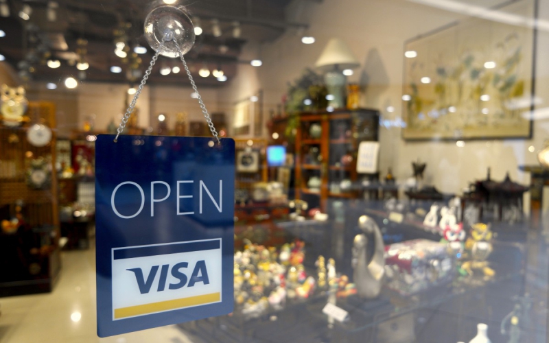 boutique-OLLIOULES-min_open_sign_visa_sign_open_store_sign_visa_credit_card_business-810443
